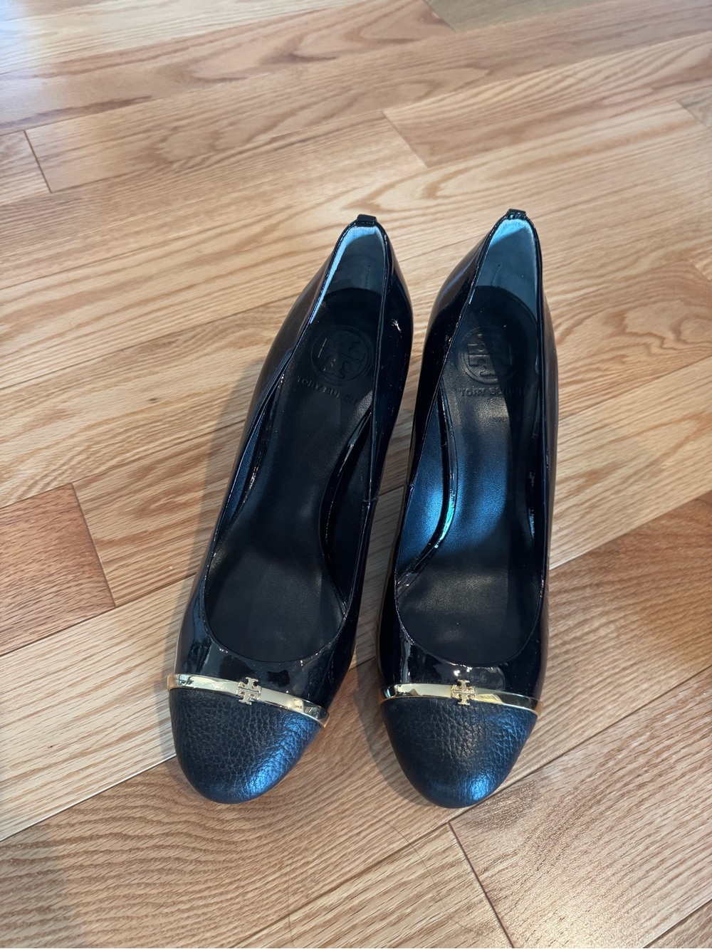 Tory Burch Black Patent Leather Pumps with Gold Toe Bar